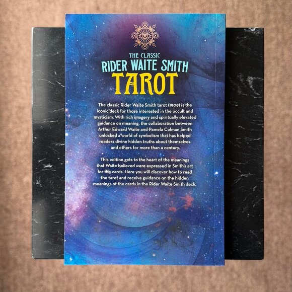 The Classic Rider Waite Smith Tarot: A Guide to Using Your Deck - Picture 2 of 4
